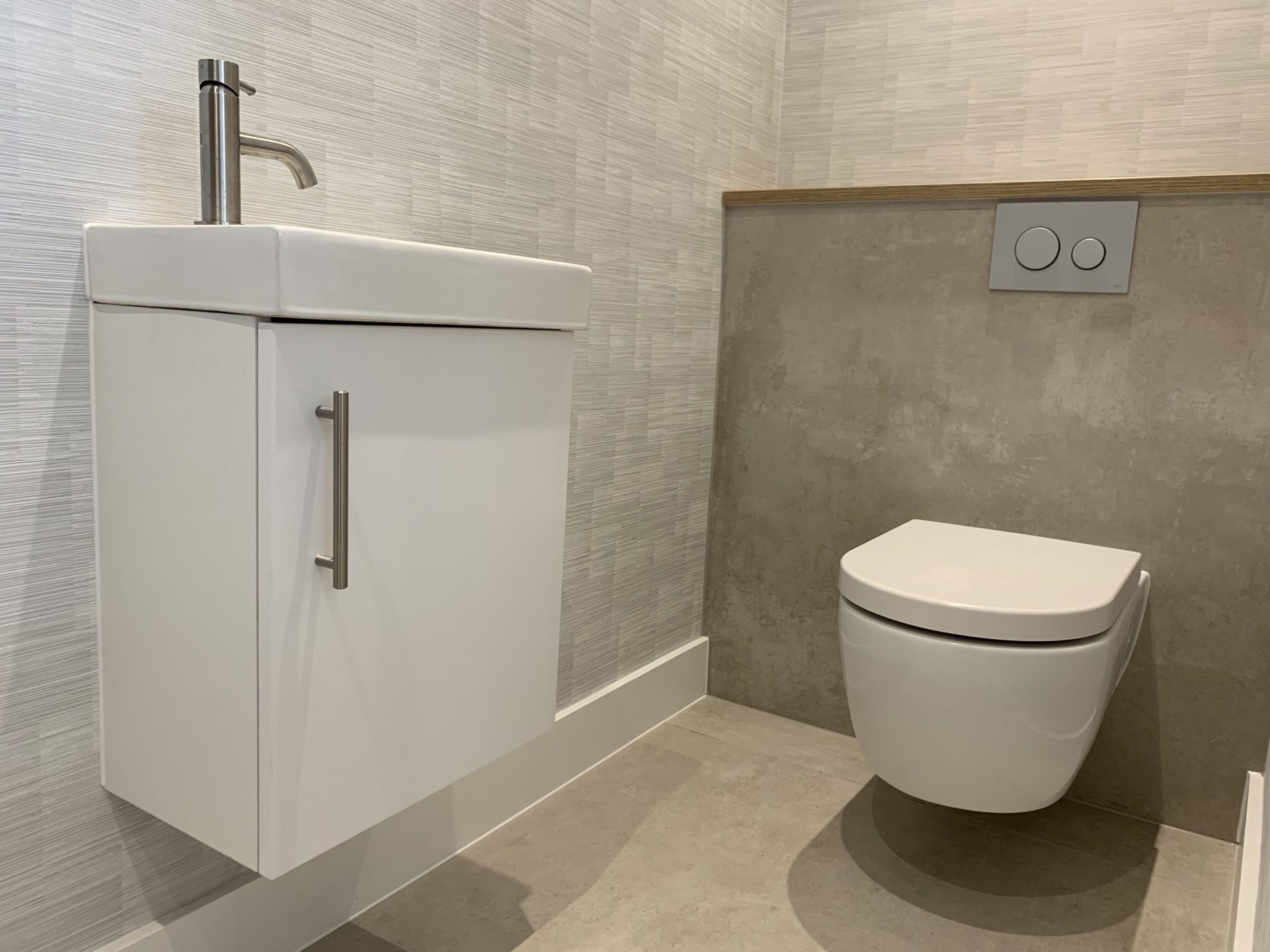 Modern WC with White Vanity Unit Basin